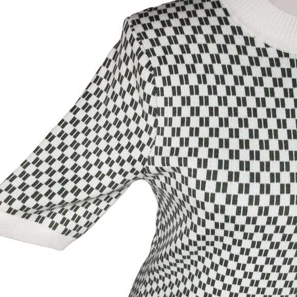 Abercrombie & Fitch size *Medium* Green & White Mockneck Mini Sweater Dress - Picture 2 of 8